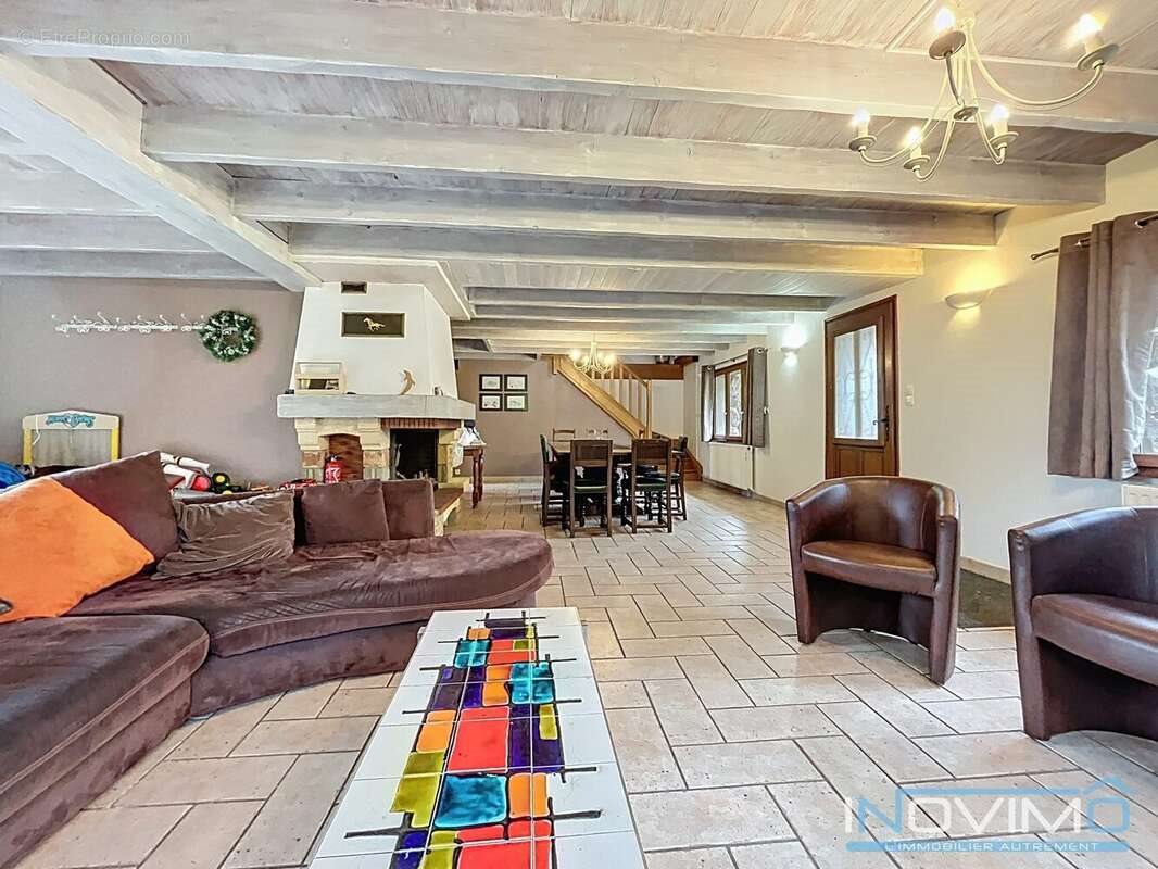 Maison à vendre, 230m², Alembon