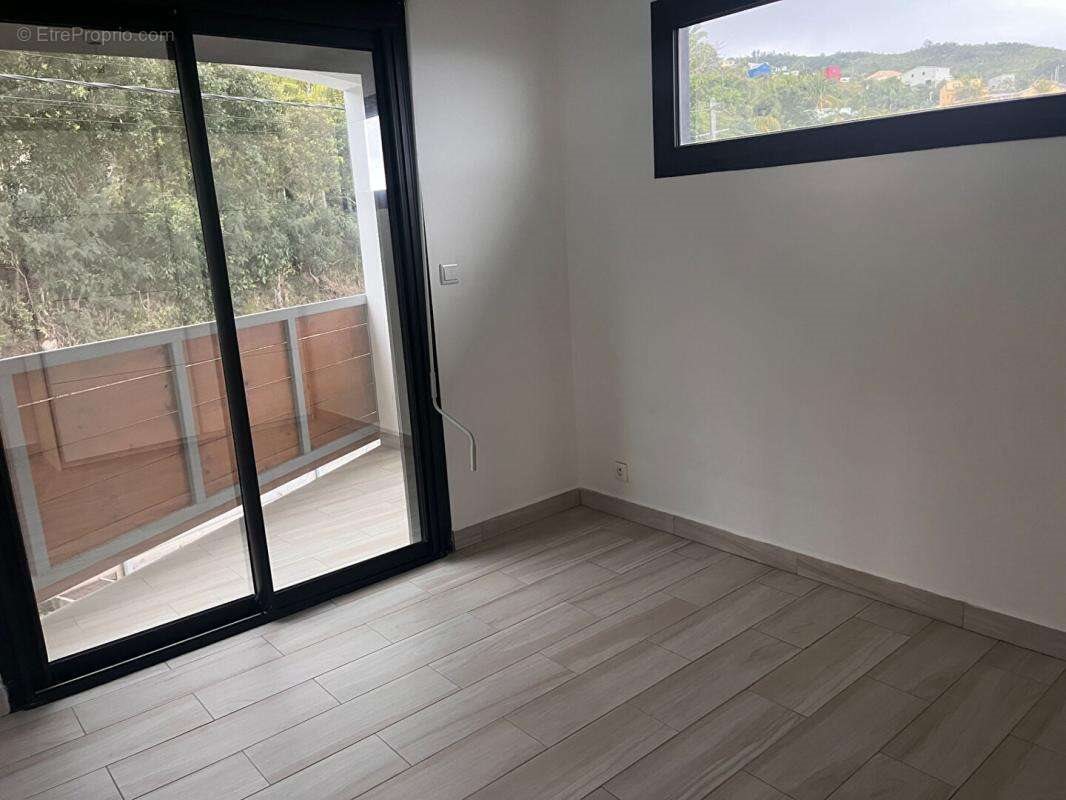 Appartement à vendre, 63m², Les Avirons