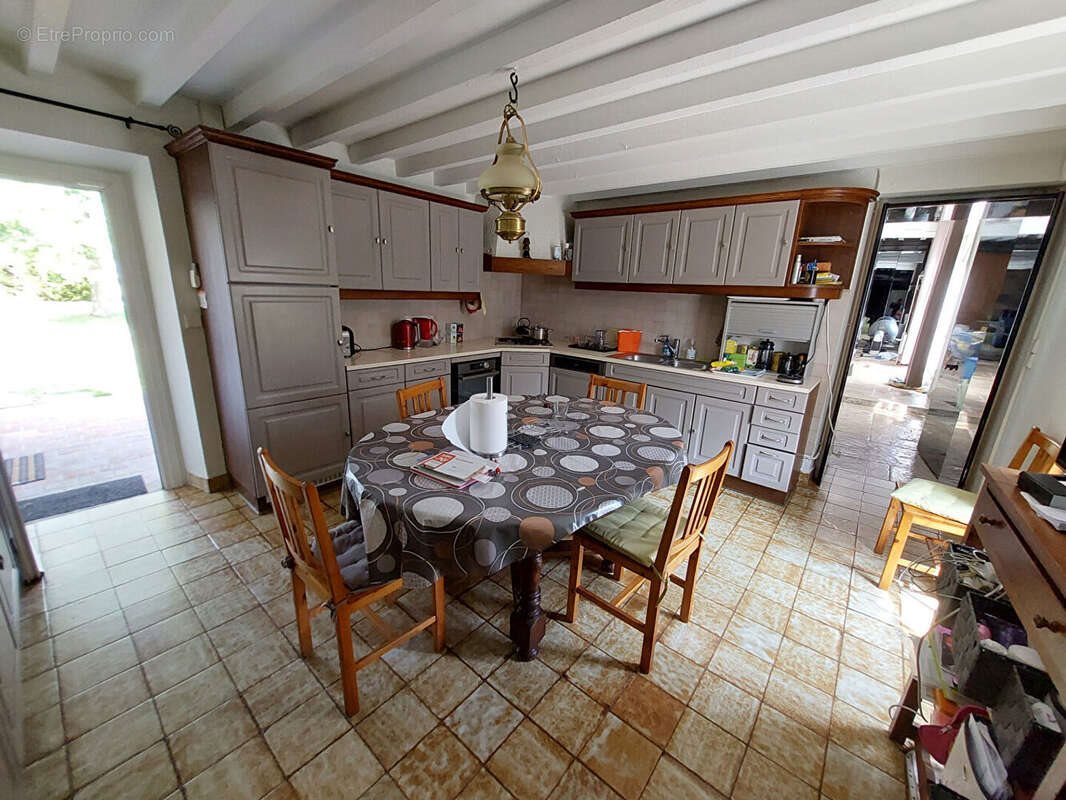 Maison à vendre, 138m², Dixmont