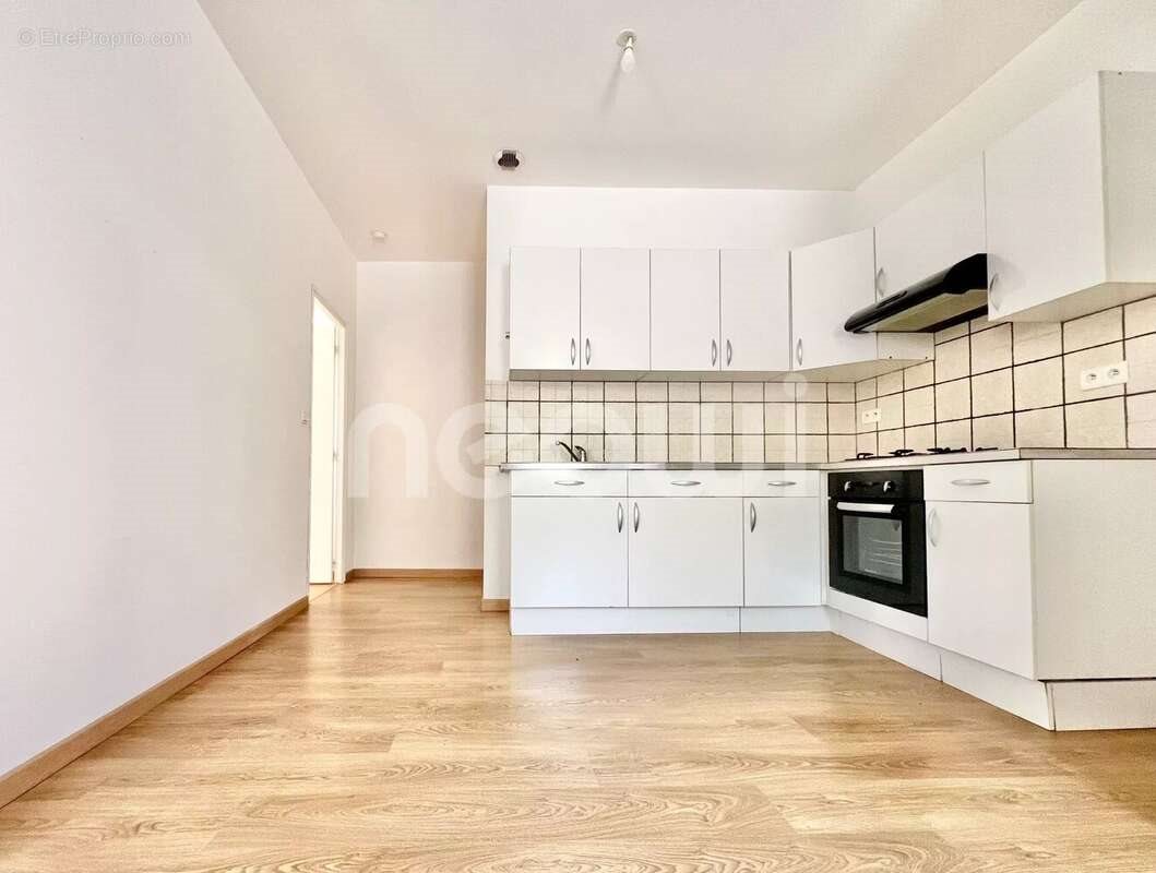 Appartement à vendre, 50m², Châtel-Guyon