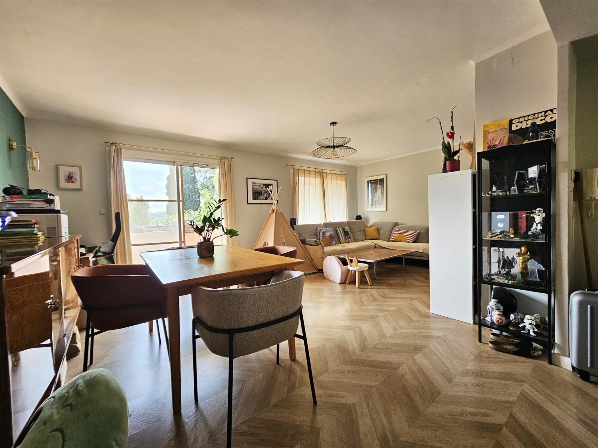 Appartement à vendre, 70m², Toulon