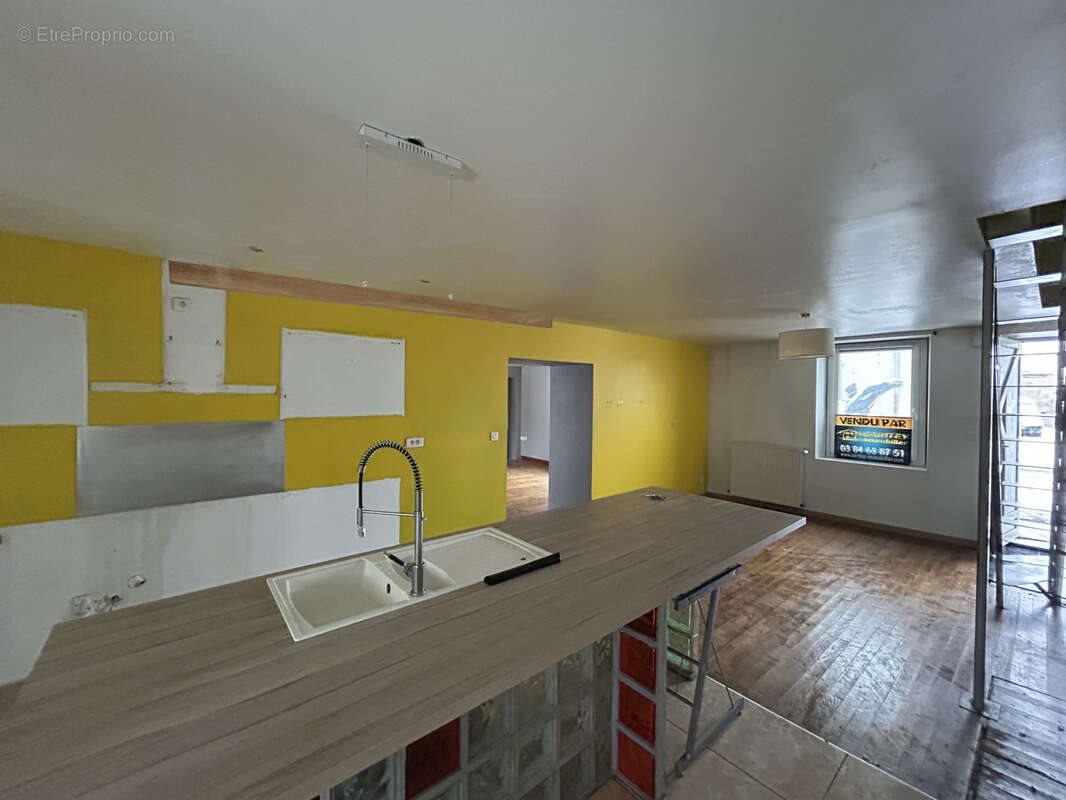 Maison à vendre, 161m², Lure