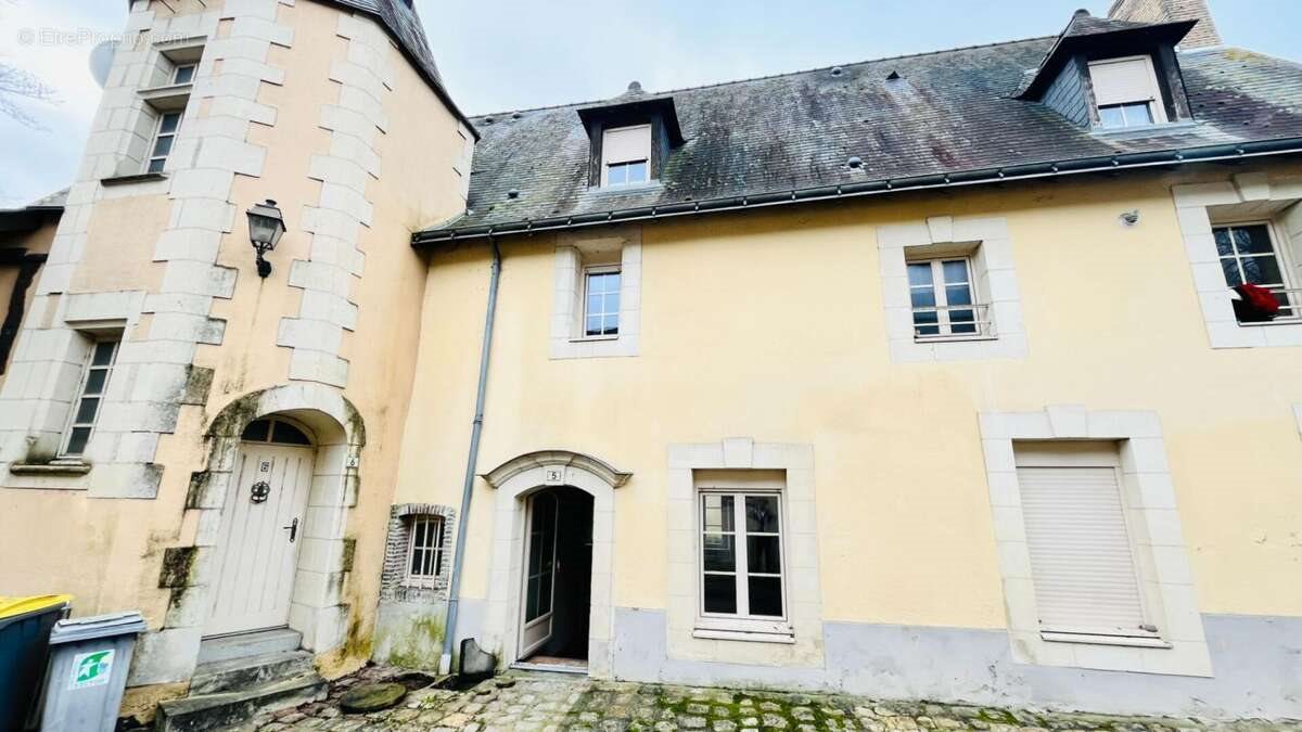 Appartement à vendre, 68m², Seiches-sur-le-Loir