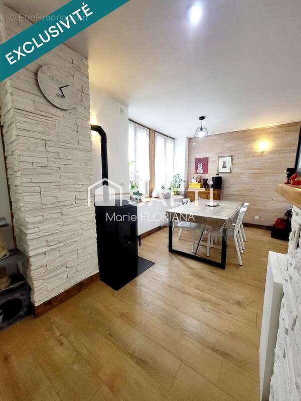 Maison à vendre, 110m², Vaux-lès-Saint-Claude