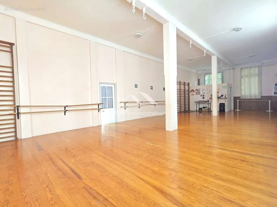 Appartement à vendre, 750m², Salindres