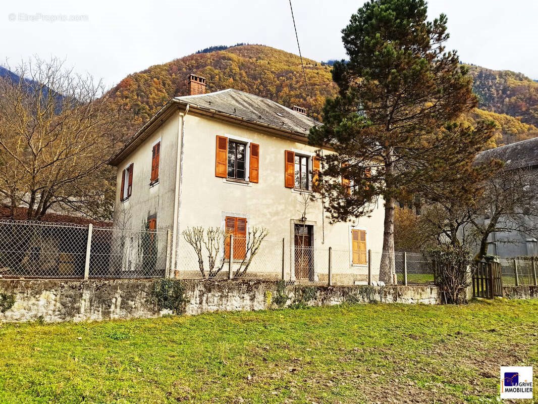 Maison à vendre, 204m², Epierre