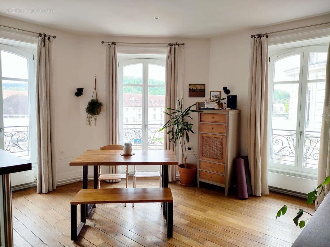 Appartement à vendre, 97m², Besançon