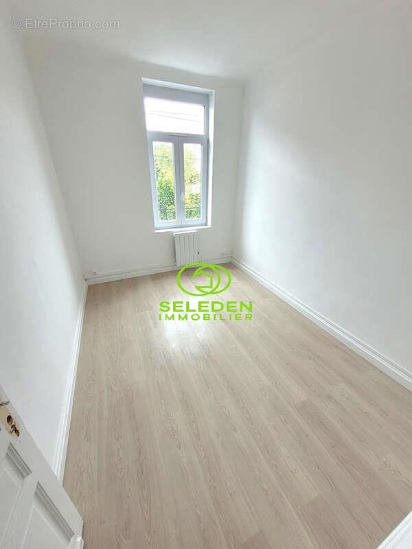 Appartement à vendre, 285m², Sains-en-Gohelle