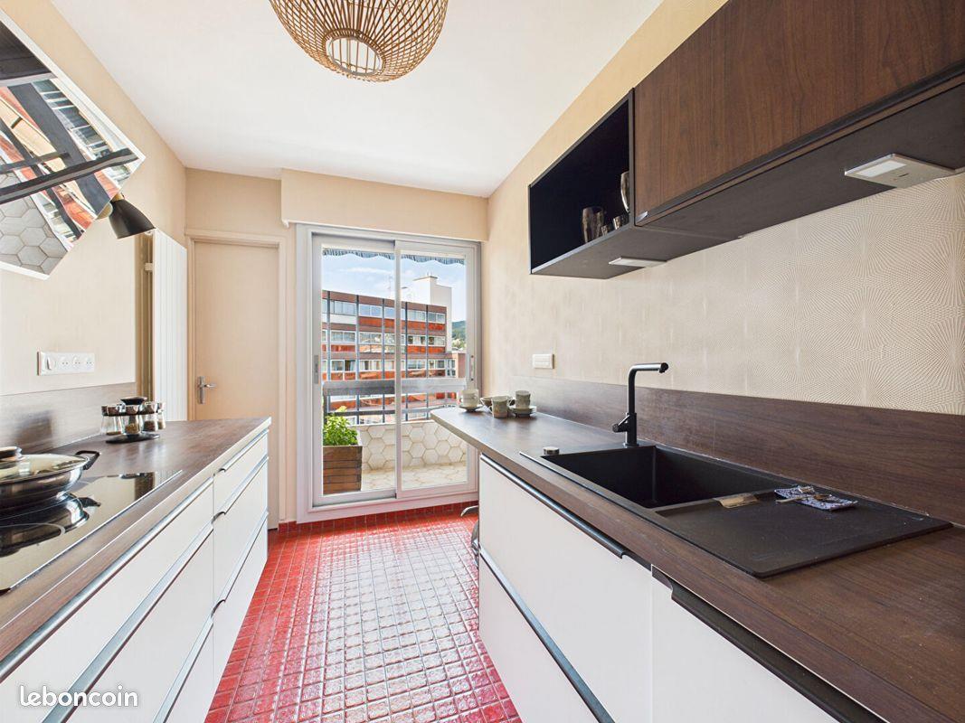 Appartement à vendre, 94m², Clermont-Ferrand