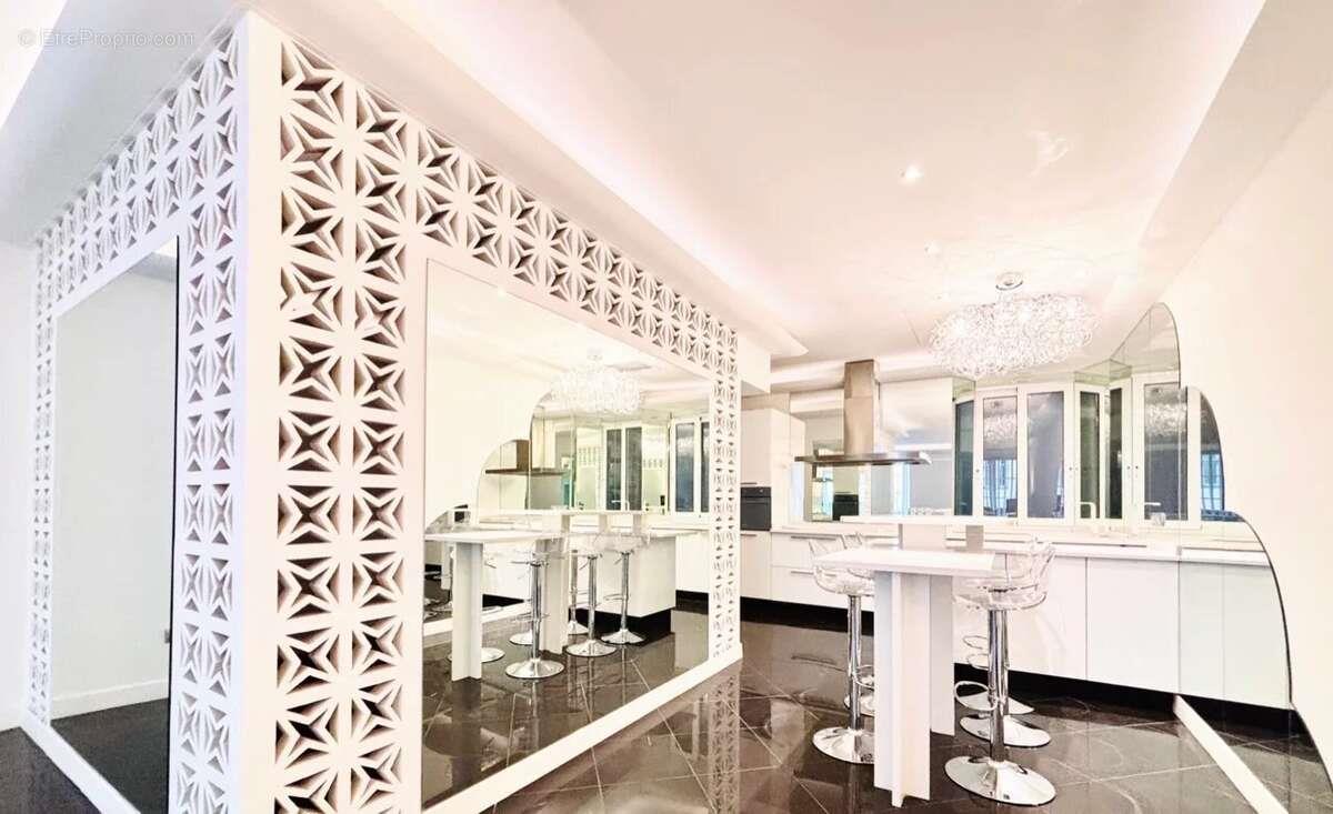 Appartement à vendre, 72m², Nice