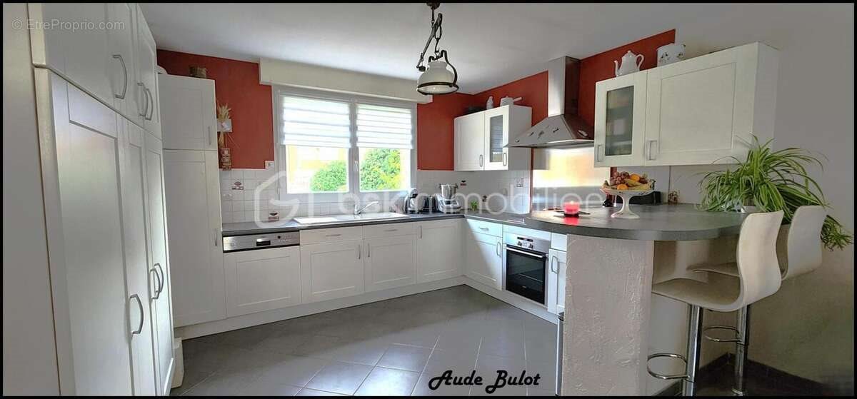 Maison à vendre, 170m², Sainghin-en-Weppes