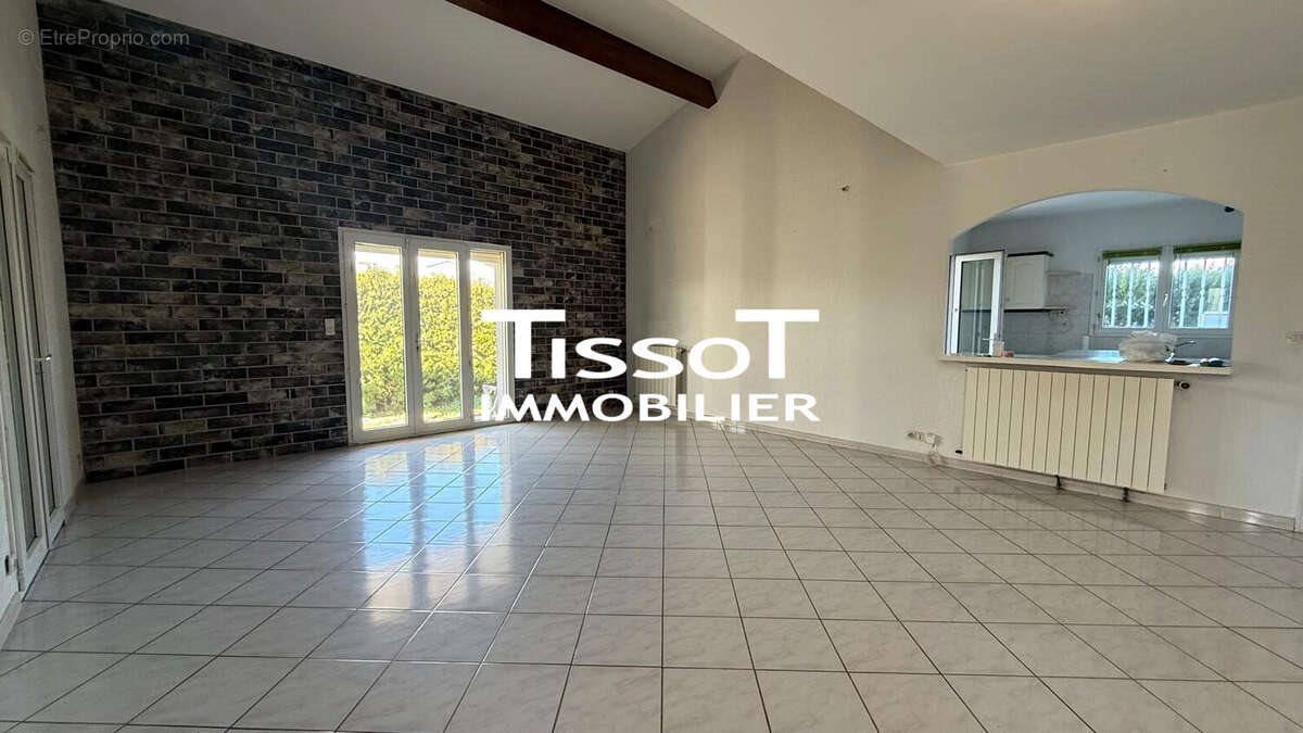 Maison à vendre, 146m², Milhaud