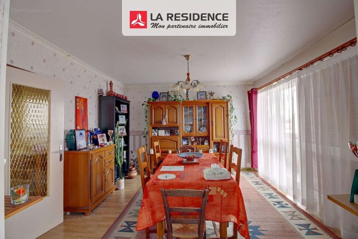 Appartement à vendre, 70m², Les Mureaux