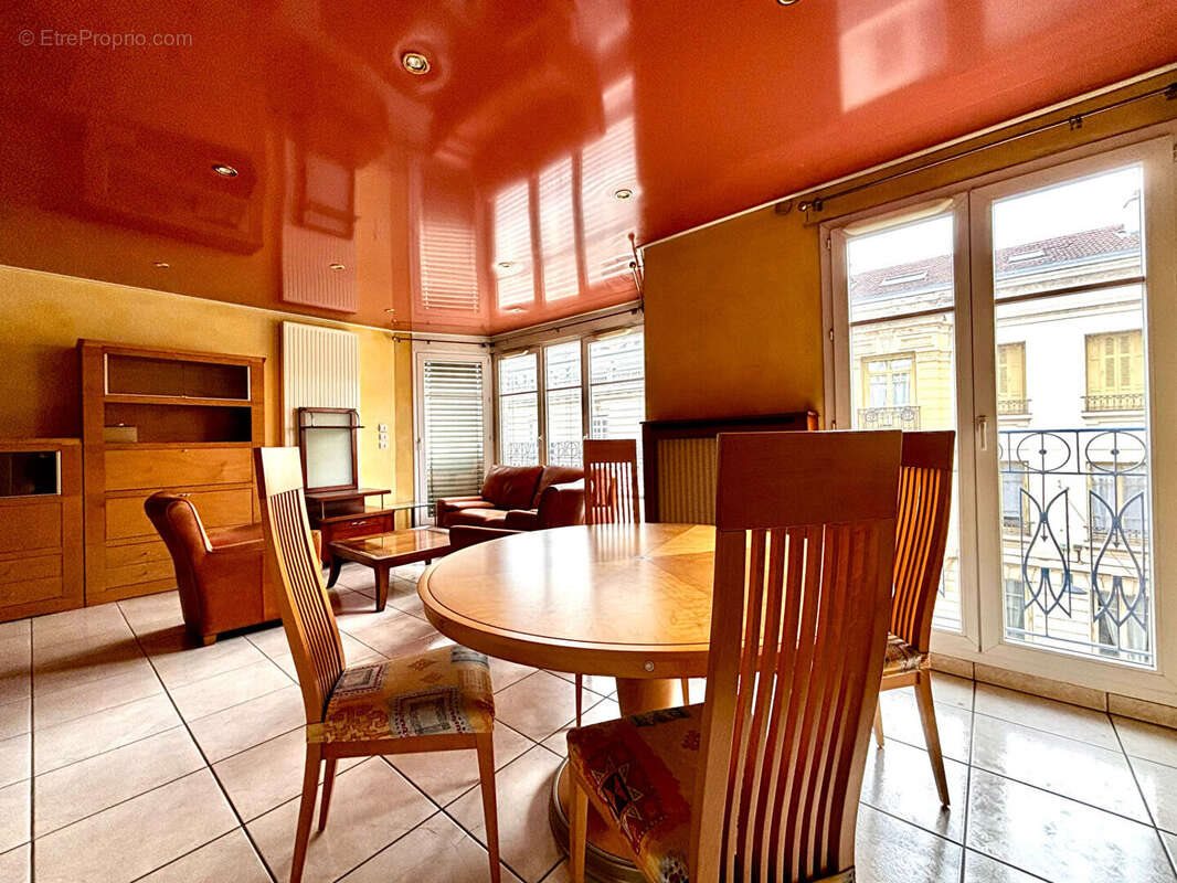 Appartement à vendre, 83m², Saint-Etienne