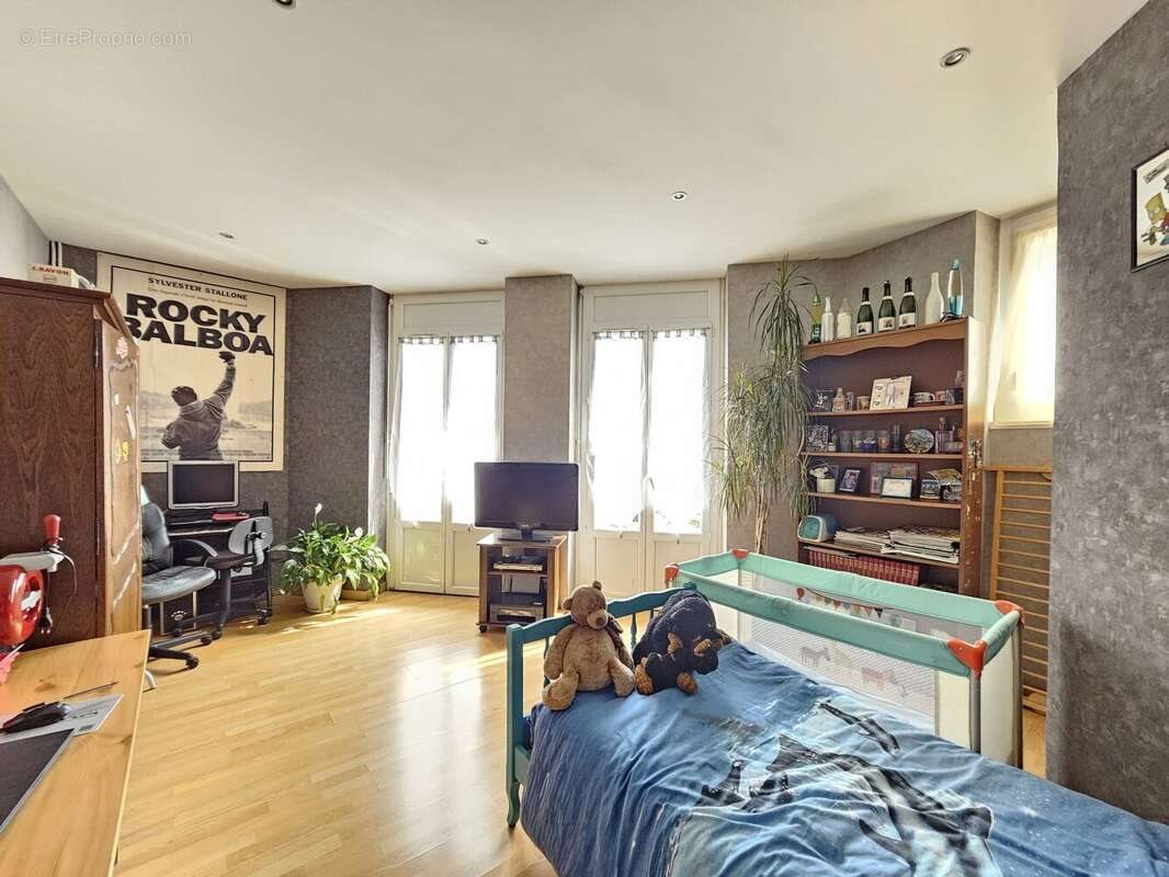 Appartement à vendre, 107m², Saint-Etienne