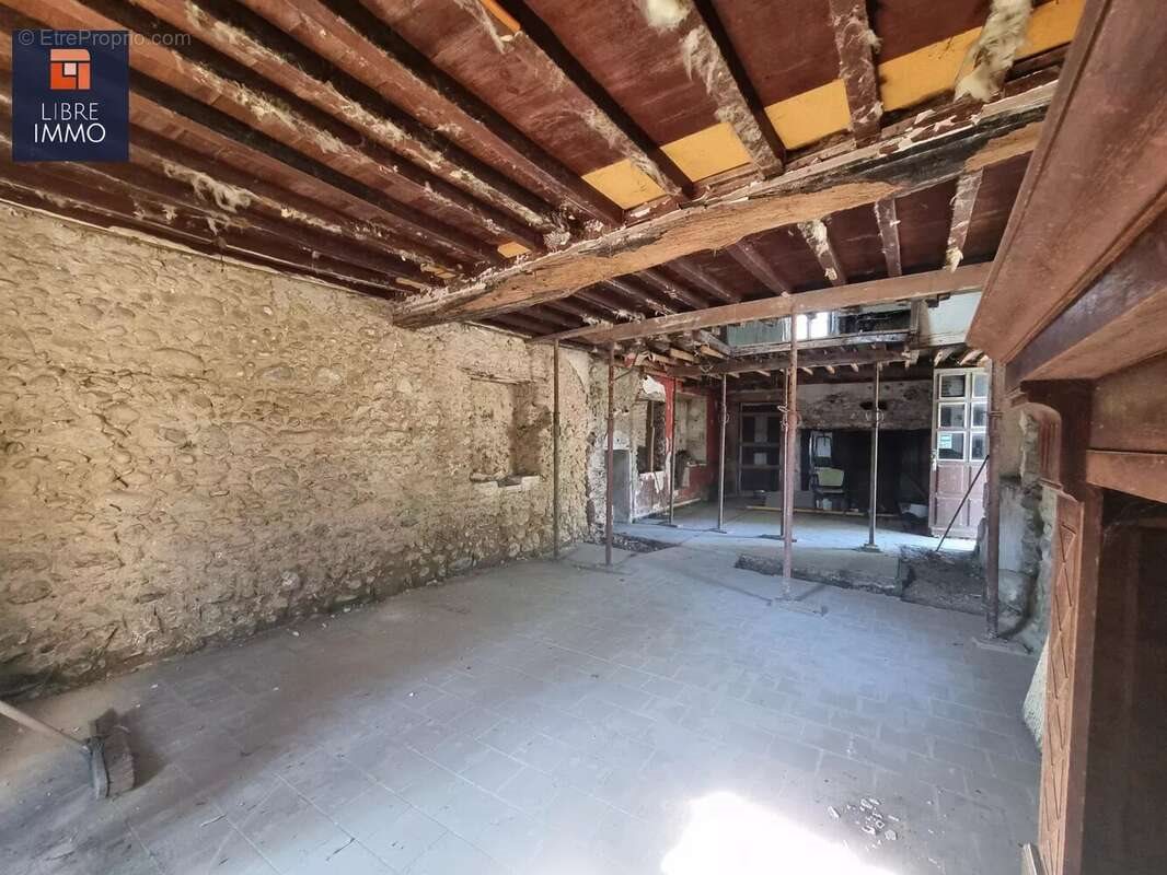 Maison à vendre, 300m², Artigueloutan