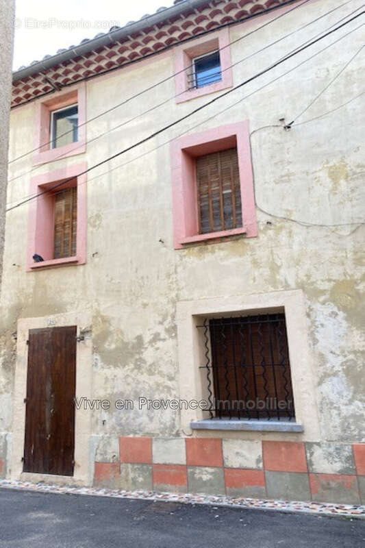 Maison à vendre, 121m², Entraigues-sur-la-Sorgue