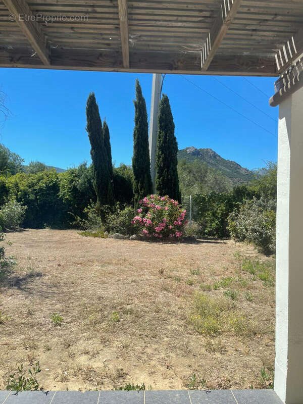 Maison à vendre, 50m², Belgodère