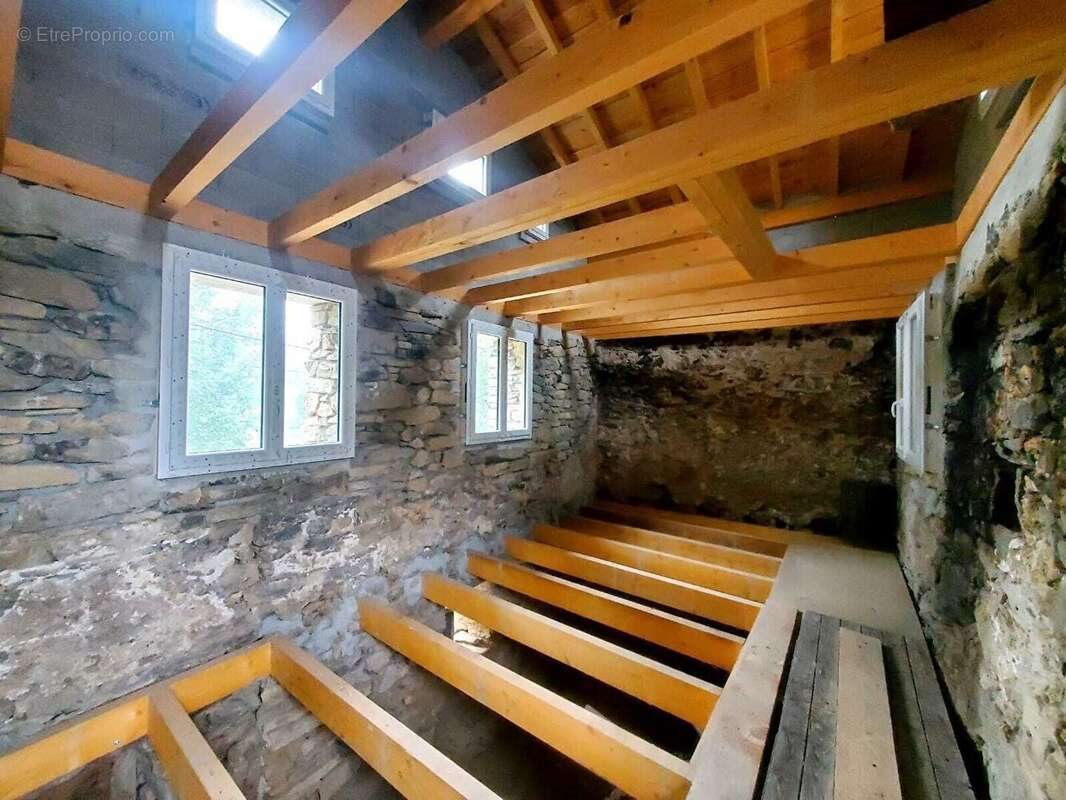 Maison à vendre, 58m², La Bastide-de-Sérou