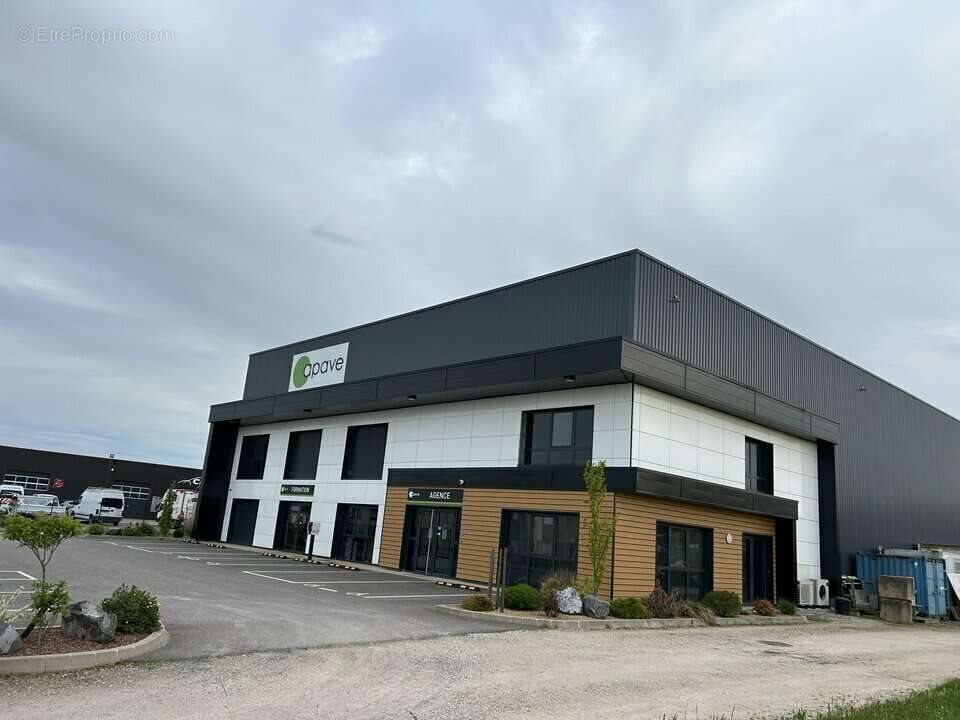 Appartement à vendre, 1152m², Thaon-les-Vosges