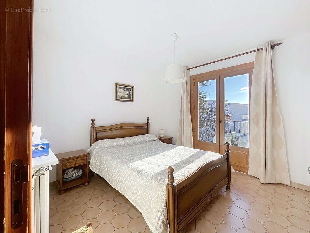 Maison à vendre, 170m², Roure