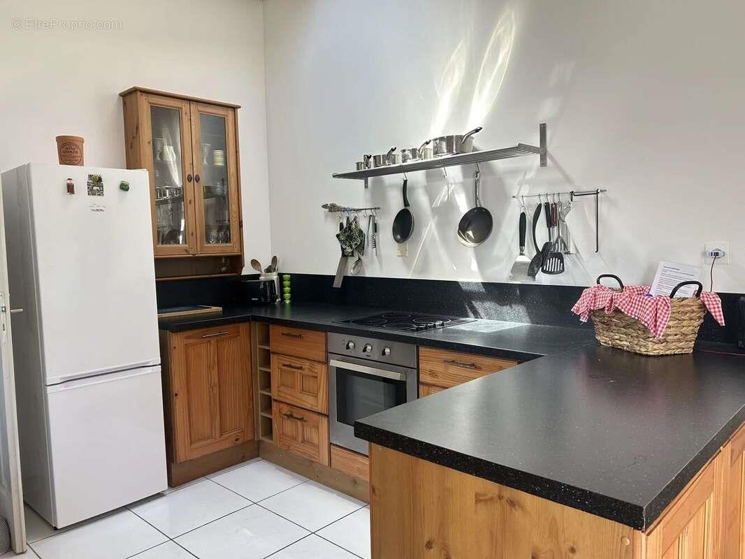 Appartement à vendre, 93m², Saint-Thomas-de-Conac