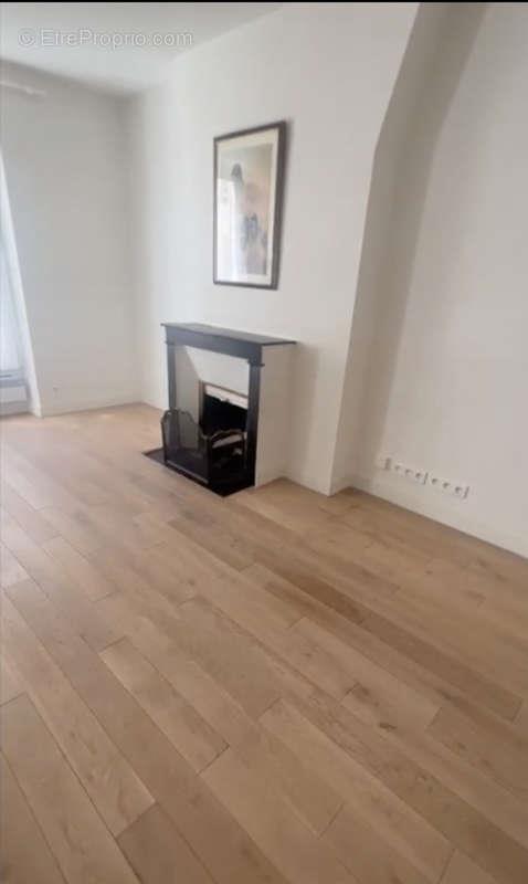 Appartement à vendre, 52m², Paris 18ème