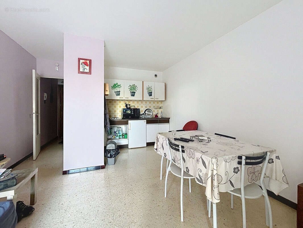 Appartement à vendre, 27m², Nîmes
