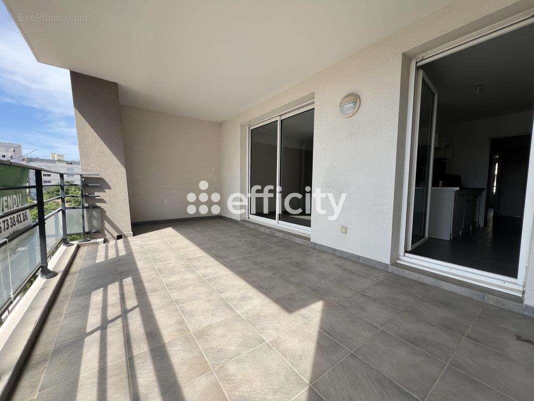 Appartement à vendre, 71m², Marseille 8ème