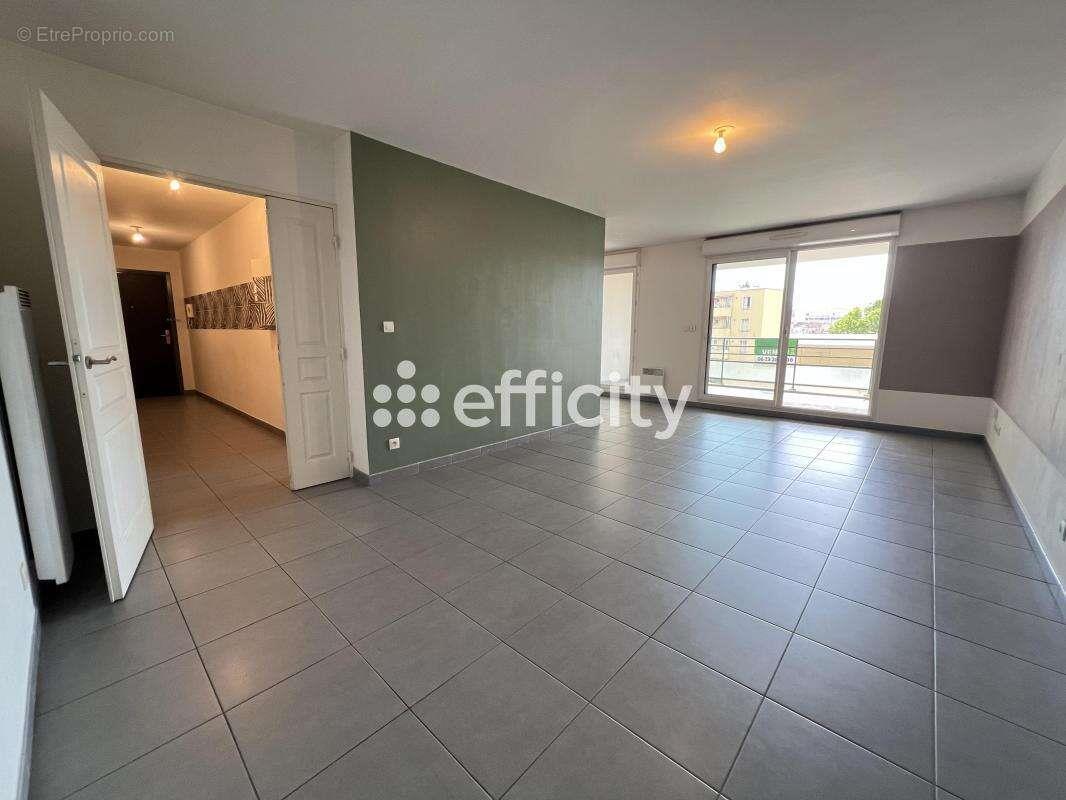Appartement à vendre, 71m², Marseille 8ème