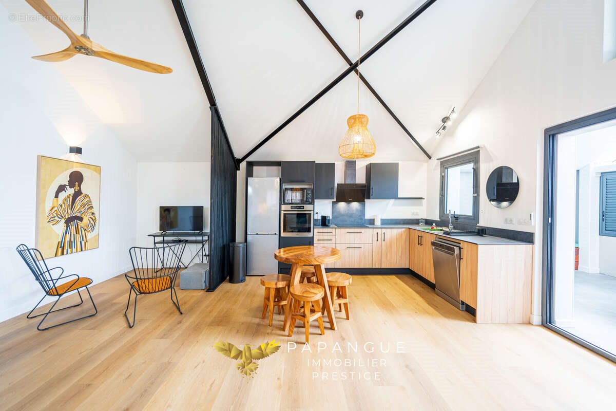 Maison à vendre, 294m², Saint-Leu