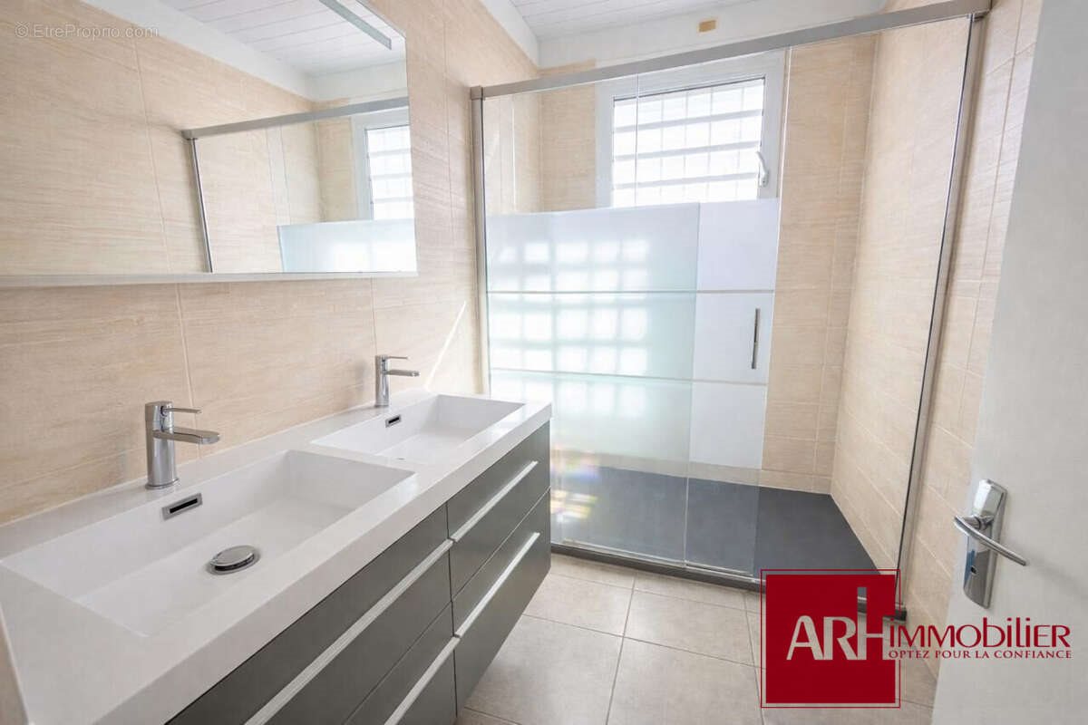 Appartement à vendre, 89m², Le Tampon