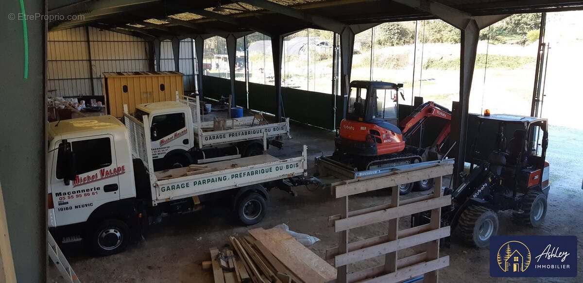 Maison à vendre, 540m², Neuvic