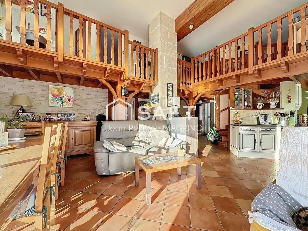 Appartement à vendre, 136m², Montferrier