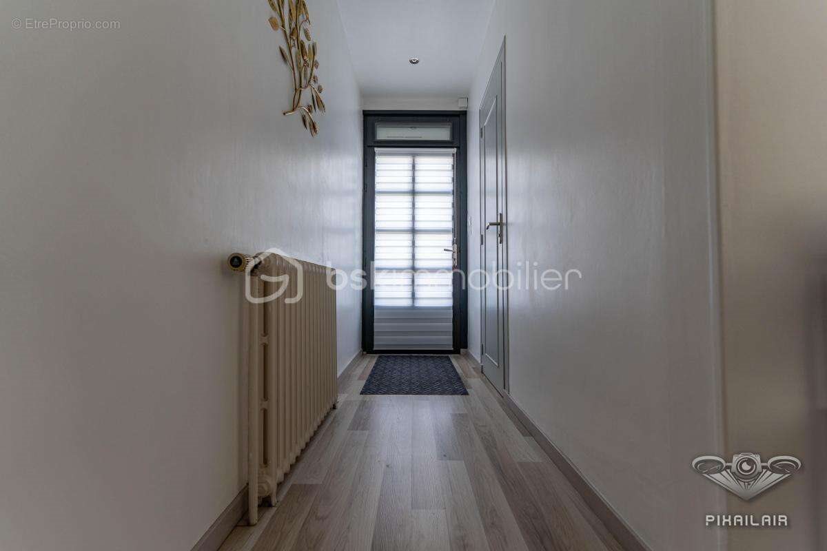 Maison à vendre, 121m², Bressuire