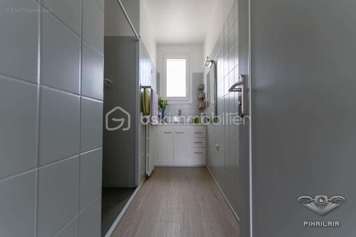 Maison à vendre, 121m², Bressuire