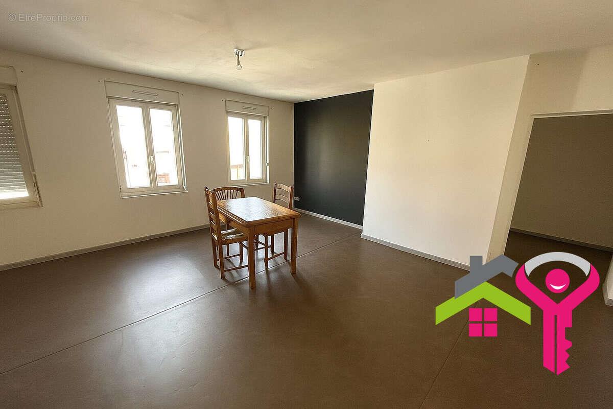 Appartement à vendre, 200m², Somain