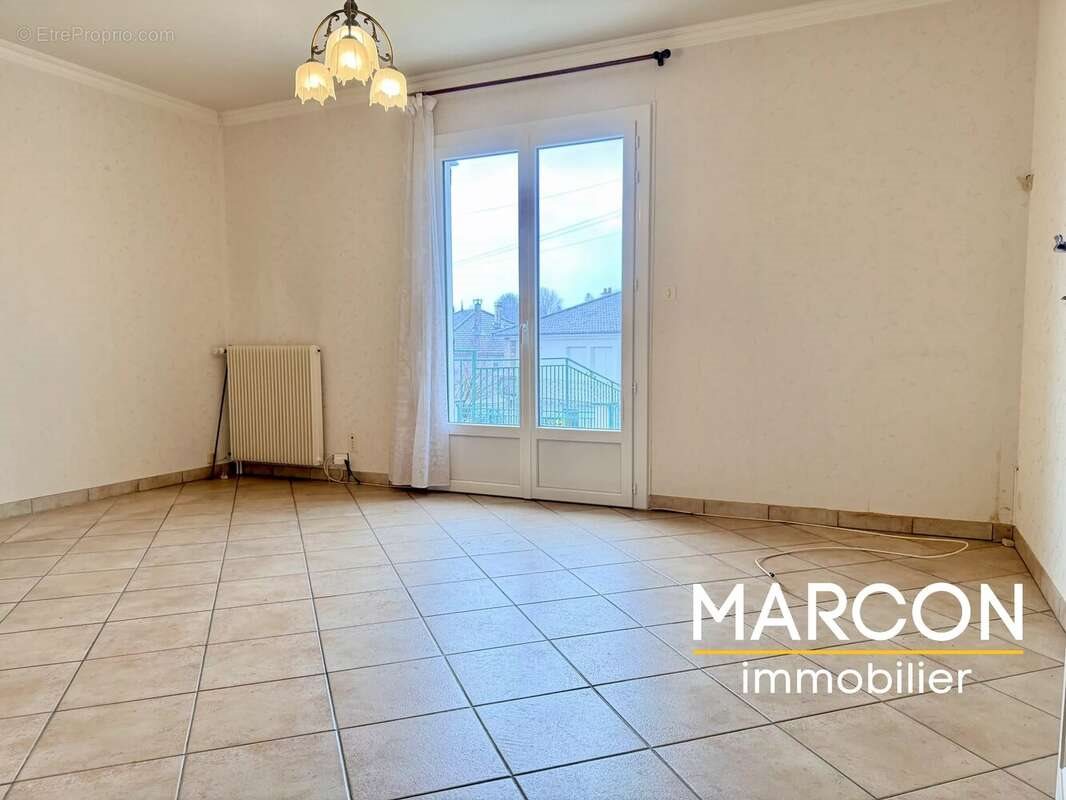 Maison à vendre, 81m², Guéret