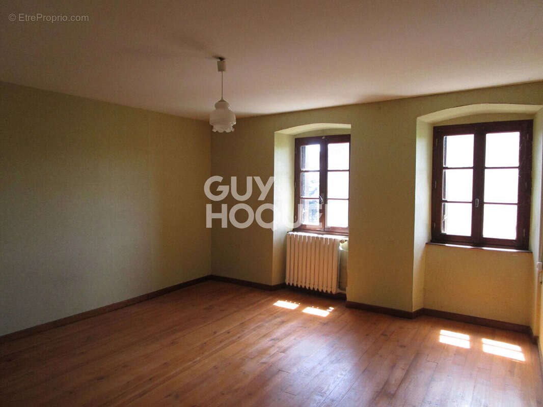 Maison à vendre, 80m², Siaugues-Sainte-Marie