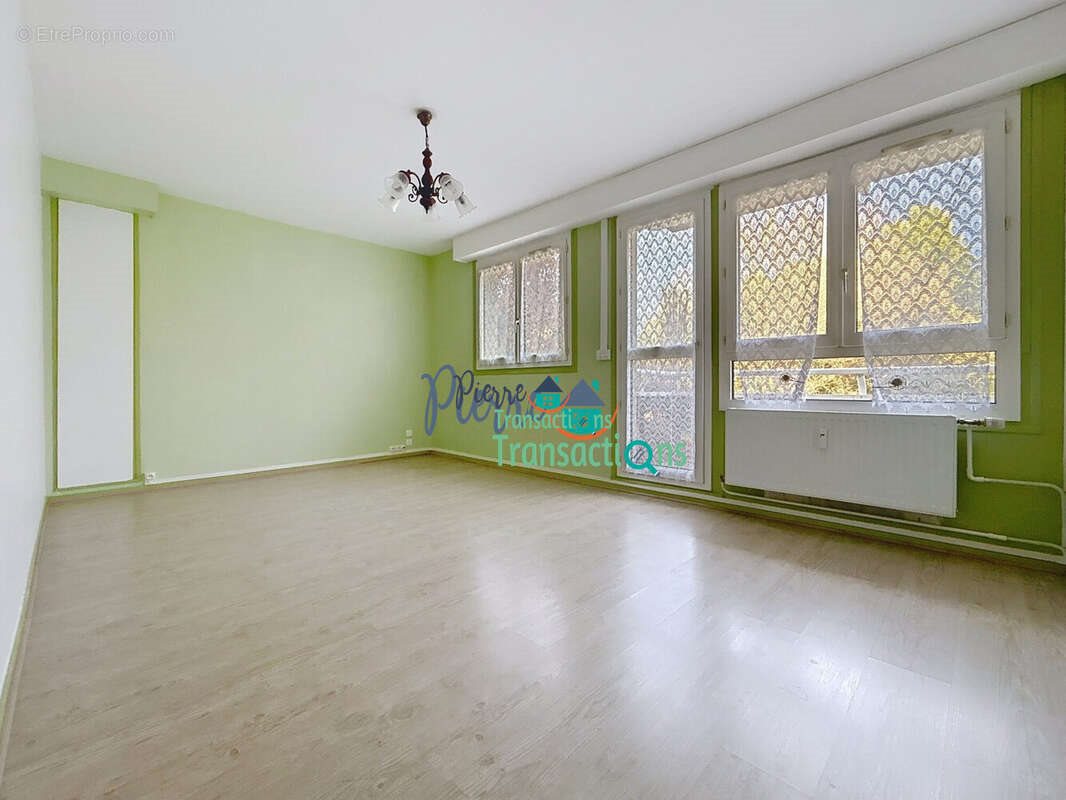 Appartement à vendre, 81m², Saint-Maurice-d'Etelan