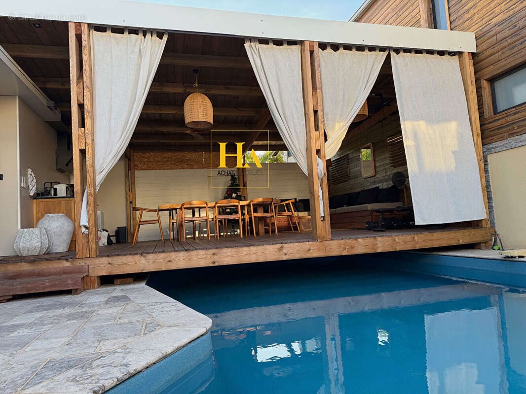 Maison à vendre, 363m², Les Trois-Bassins