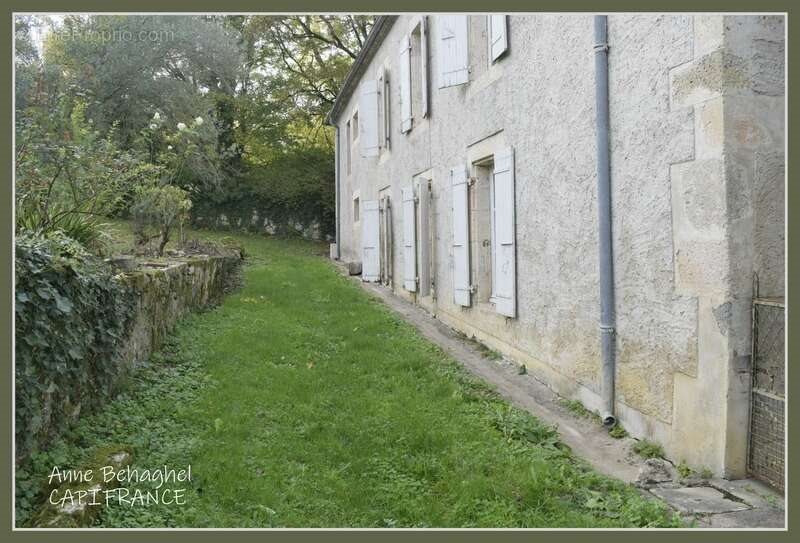 Maison à vendre, 162m², Saint-Martin-de-Goyne