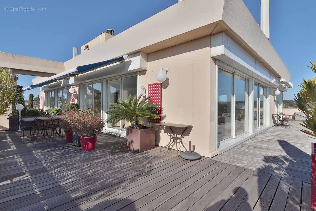 Appartement à vendre, 196m², Nîmes