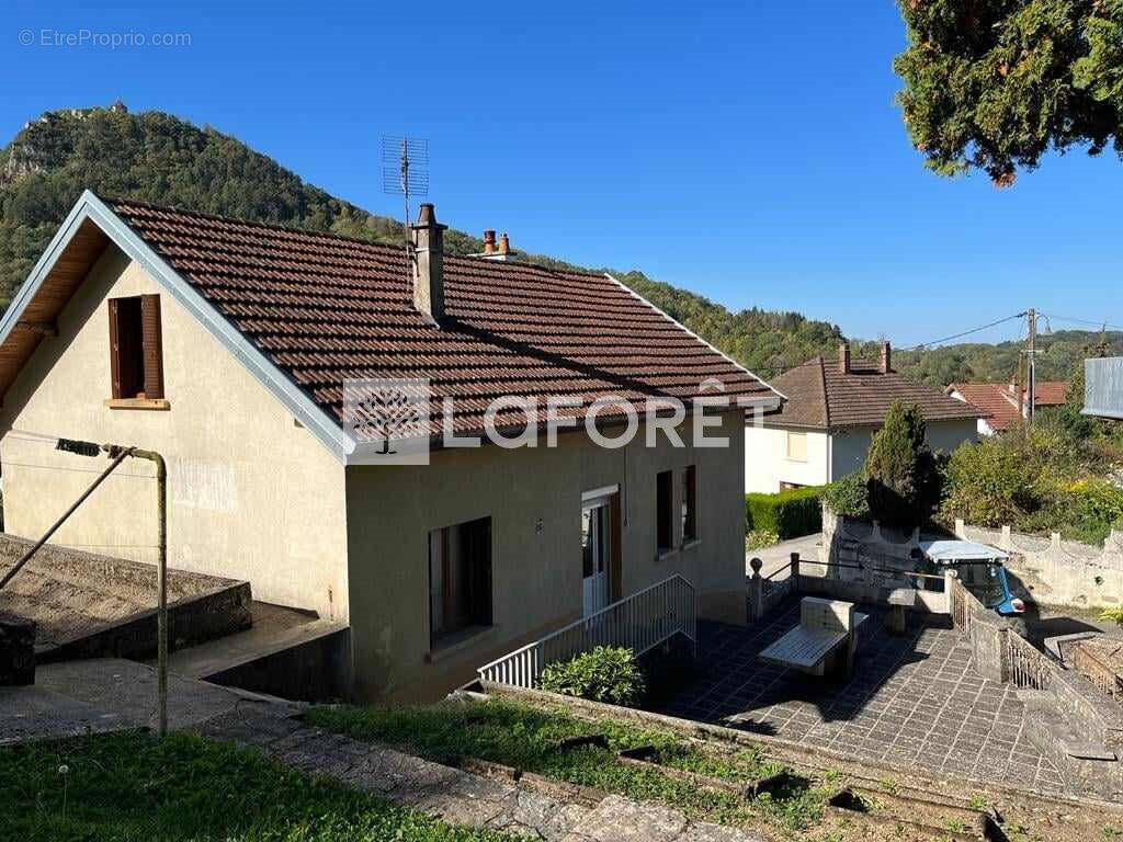 Maison à vendre, 95m², Salins-les-Bains