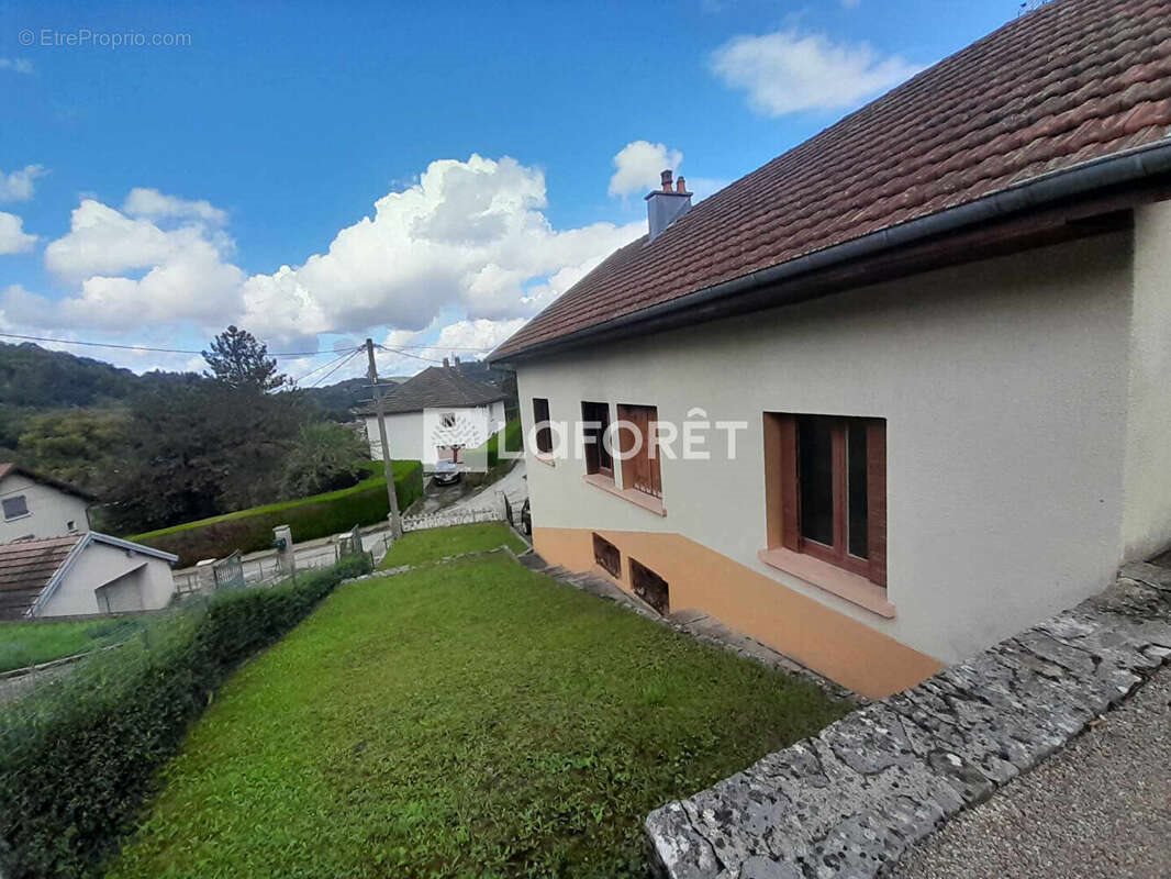 Maison à vendre, 95m², Salins-les-Bains