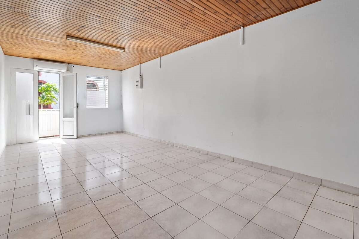 Appartement à vendre, 135m², Ducos