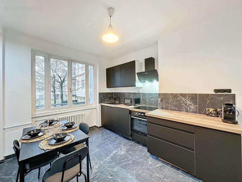 Appartement à vendre, 82m², Lyon 6ème