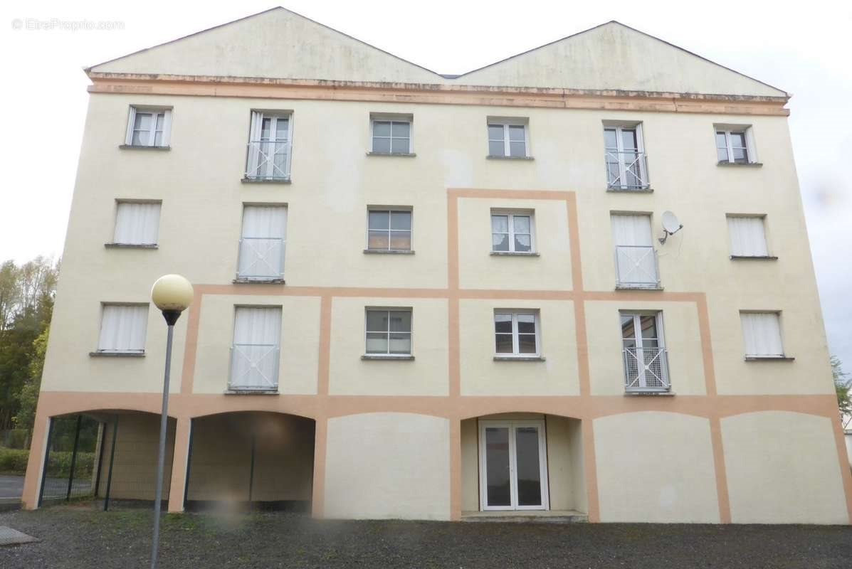 Appartement à vendre, 80m², Givet