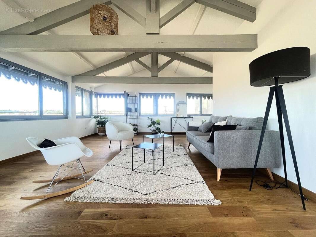 Appartement à vendre, 95m², Nîmes