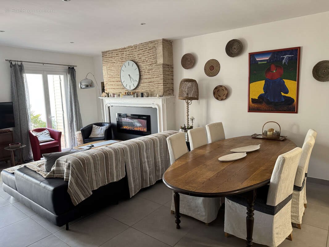 Appartement à vendre, 275m², Casteljaloux